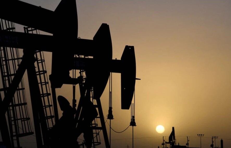 Мировые цены на нефть падают второй день подряд