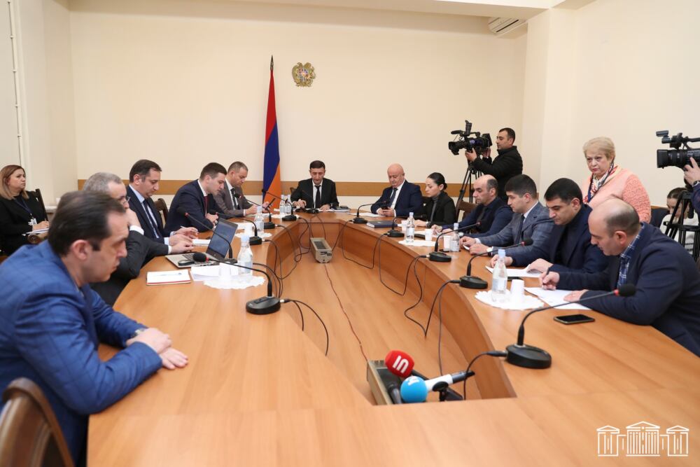 Անհատ տաքսու վարորդներն այսօր նույն կերպ շարունակում են իրենց ծառայությունները ներկայացնել. Բաբկեն Թունյան