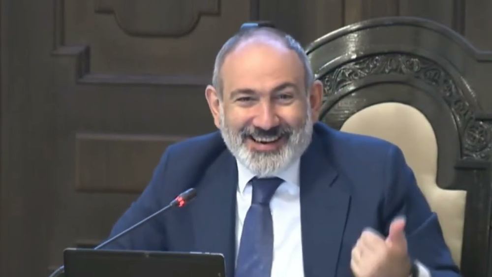 Բոլորիս տներում կա սերվիս․ որը երբեք չի օգտագործվում․ Փաշինյան. ՏԵՍԱՆՅՈՒԹ