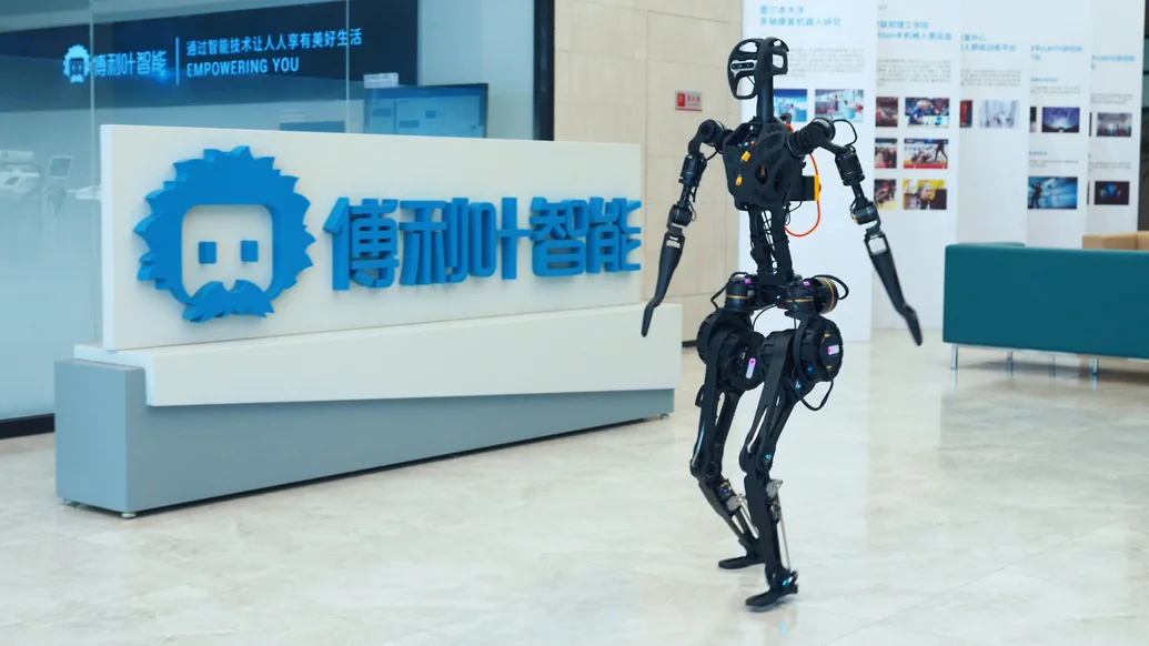 Քայլող, բեռներ տեղափոխող ռոբոտ․ Չինաստանը մշակում է արհեստական ​​ինտելեկտով առաջին զանգվածային արտադրության մարդանման ռոբոտը