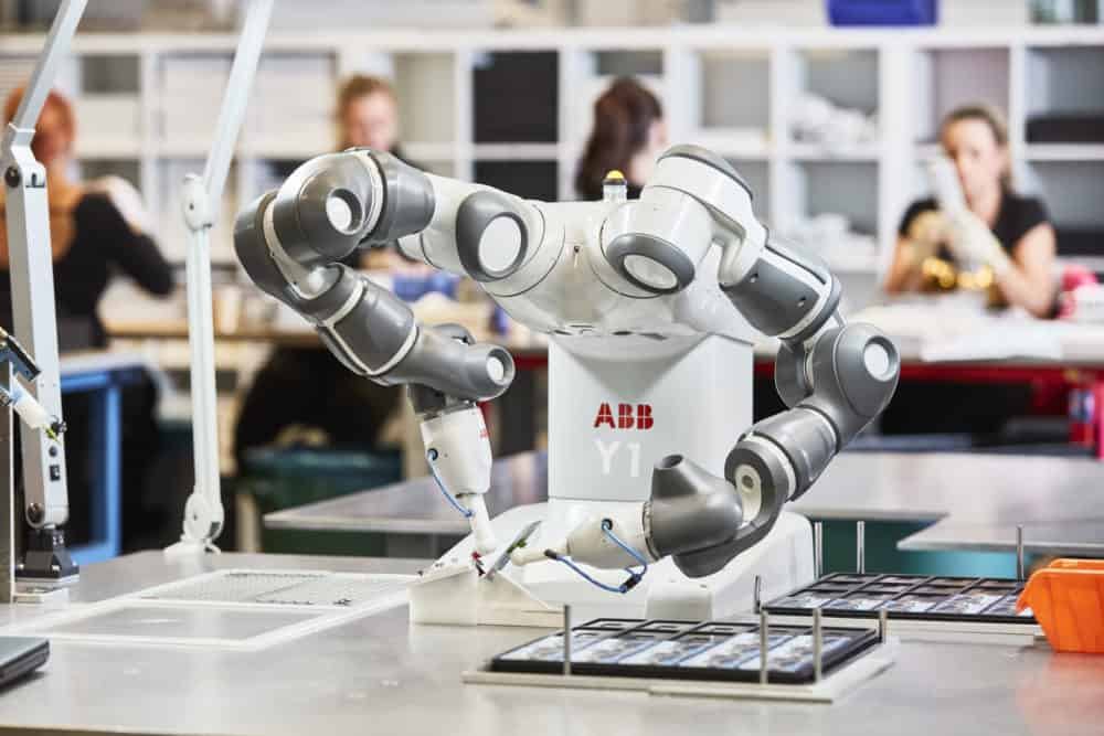 Reuters. ABB invests $280 million in new robotics factory in Sweden