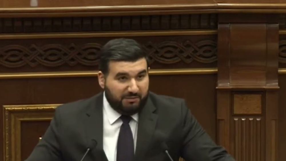 Բուժհաստատություններում կանխիկ գումարներ են ուզում․ Ալեքսանյանը զգուշացրեց՝ բոլորի հետևից գնալու են․ ՏԵՍԱՆՅՈՒԹ