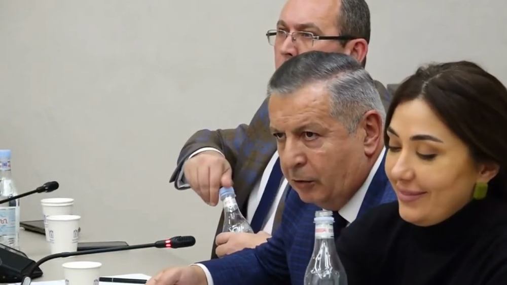 Օդի աղտոտվածությունից ավելի շատ են մահանում, քան ծխելուց. Բագրատյան. ՏԵՍԱՆՅՈՒԹ