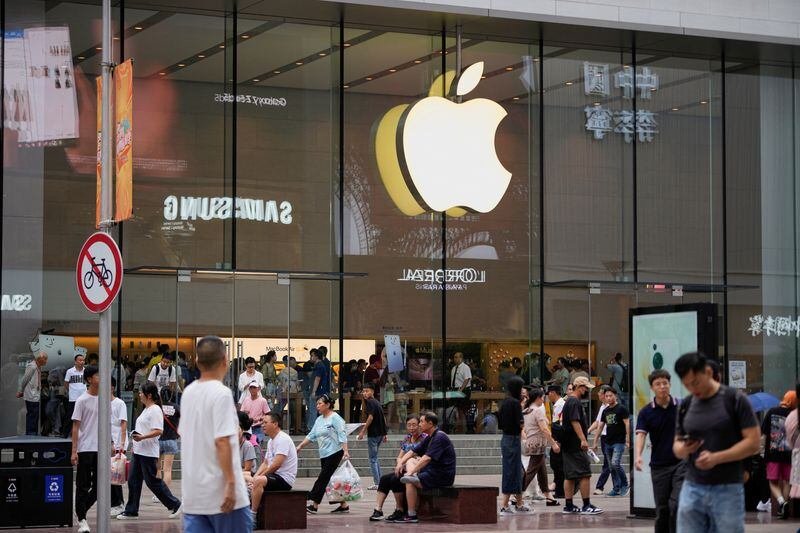 Չինական ընկերությունները խնդրել են աշխատակիցներին աշխատանքի չգնալ iPhone-ներով. Reuters