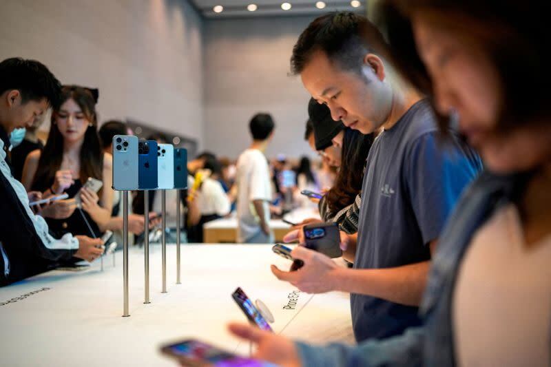 Apple’s iPhone gets steeply discounted in China on prolonged slump in demand