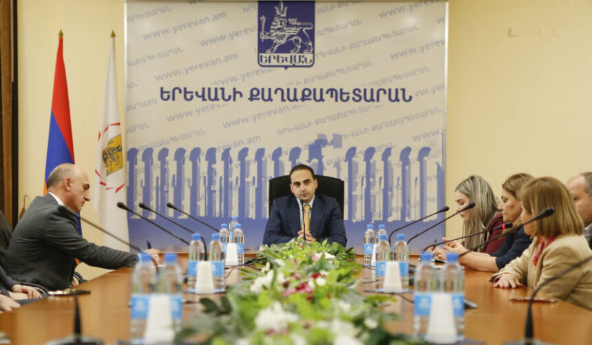 Ավինյանը հանդիպել է զբոսաշրջության ոլորտի ընկերությունների ներկայացուցիչների հետ