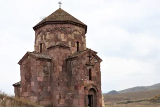 Կնորոգվեն Ոսկեպարի Սբ Աստվածածին եկեղեցու տանիքածածկերը