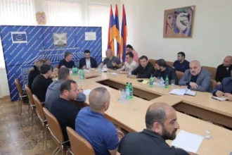 Գնել Սանոսյանը մի շարք հանձնարարականներ է տվել. տեղի է ունեցել օպերատիվ շտաբի նիստ