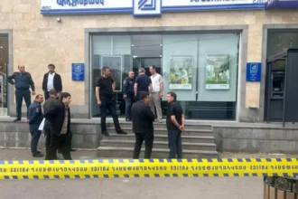 Նռնակով հարձակում` բանկի մասնաճյուղում. 50-ամյա տղամարդը ձերբակալվել է