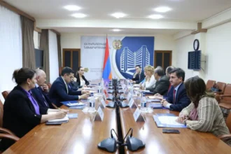 Քննարկվել է ԼՂ-ից բռնի տեղահանվածների զբաղվածությանը, զբոսաշրջության ոլորտի զարգացմանը առնչվող թեմաներ