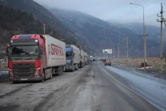 Մաքսային տեսուչը բեռնատարների վարորդներից պարբերաբար կաշառք է ստացել