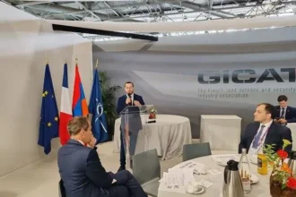 Նոր մանրամասներ` Մխիթար Հայրապետյանի Ֆրանսիա կատարած այցից