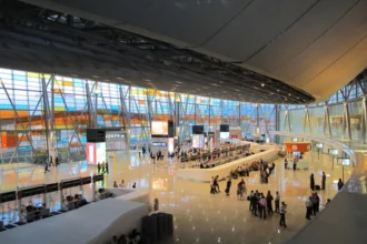 Ինչո՞ւ են «Զվարթնոց» օդանավակայանում հերթեր առաջանում