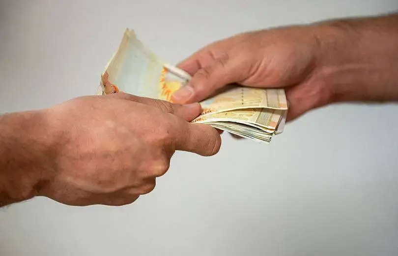 Ուսանողներից կաշառք պահանջելու և ստանալու մեջ մեղադրվող քոլեջի տնօրենի պաշտոնավարումը կասեցվել է