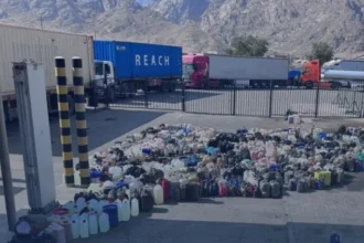 Իբրև տրանսպորտային միջոցի համար նախատեսված պաշար, պարբերաբար փոքր տարաներով ՀՀ են տեղափոխում վառելիք.ՊԵԿ