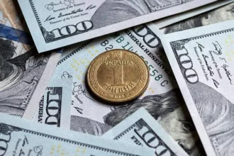 Экономист указал на невозможность Украины справиться с долгом перед США