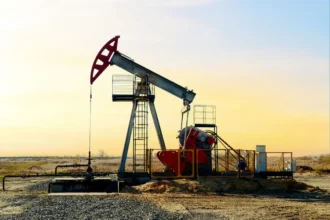 Нефтегазовые доходы бюджета за I квартал снизились до 2,64 трлн руб.