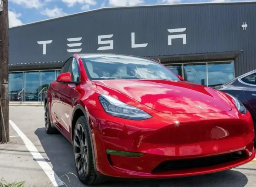 Tesla-ի վաճառքի անկումը շարունակվում է