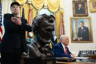 Маск за день потерял из-за спора с Трампом $34 млрд, а Tesla — $150 млрд