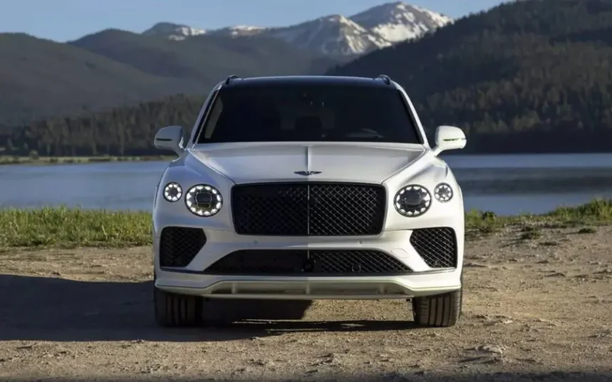 Bentley-ն թարմացրել է իր ամենաարագ քրոսովերը՝ Bentayga-ն. ԼՈՒՍԱՆԿԱՐՆԵՐ