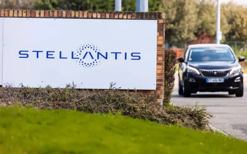 Убыток Stellantis в первом полугодии может составить $2,7 млрд
