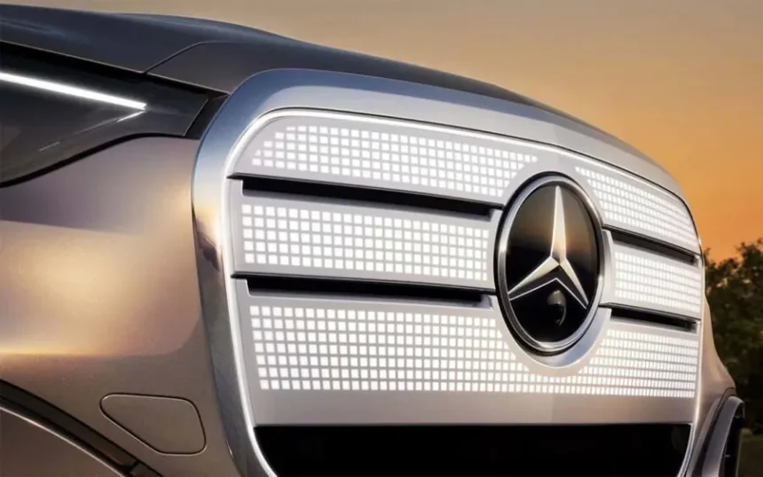 Mercedes-Benz обзаведется новой решеткой радиатора