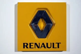 Ֆրանսիական Renault-ին  մերժել են ապրանքային նշանի գրանցումը Ռուսաստանում