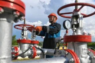 Հնդկաստանը կիսով չափ կրճատել է Ռուսաստանից նավթի գնումները