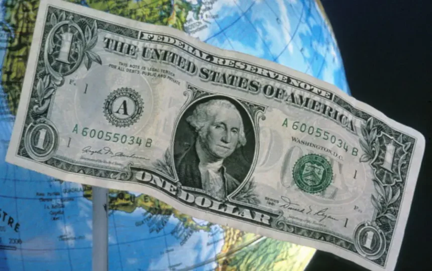 Արտերկրում շրջանառվող ԱՄՆ դոլարի ծավալներն աճել են երկնիշ թվով. ԻՆՖՈԳՐԱՖԻԿԱ