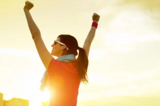 Աշխարհը պատկանում է այն մարդկանց, ովքեր շարունակեցին, երբ մյուսները դադարեցին․ իմաստուն մտքեր