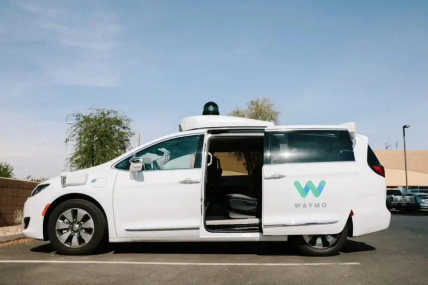 Сервис беспилотных такси Waymo обсуждает привлечение инвестиций в размере $15 млрд